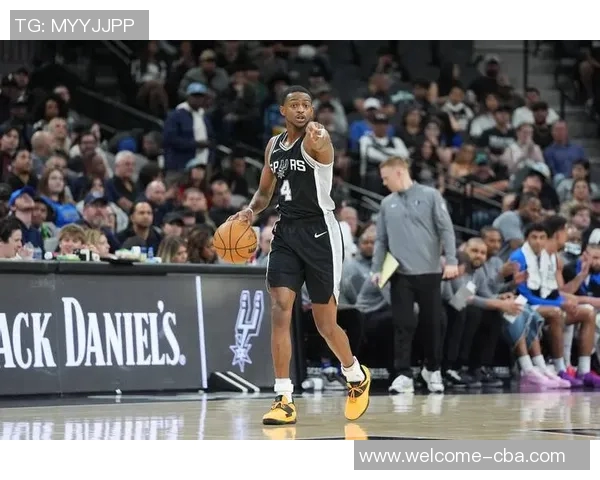 福克斯在马刺生涯第50场比赛中得分突破1000成队史控卫最快纪录