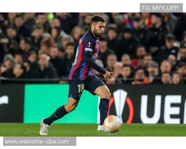 莱万坦言加盟巴萨无怨无悔或成职业生涯最佳选择 莱万坦言加盟巴萨无怨无悔或成职业生涯最佳选择