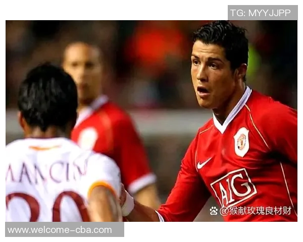 科尔强调防守C罗需团队协作与双人包夹单靠个人难以制止其进攻威胁 科尔强调防守C罗需团队协作与双人包夹单靠个人难以制止其进攻威胁